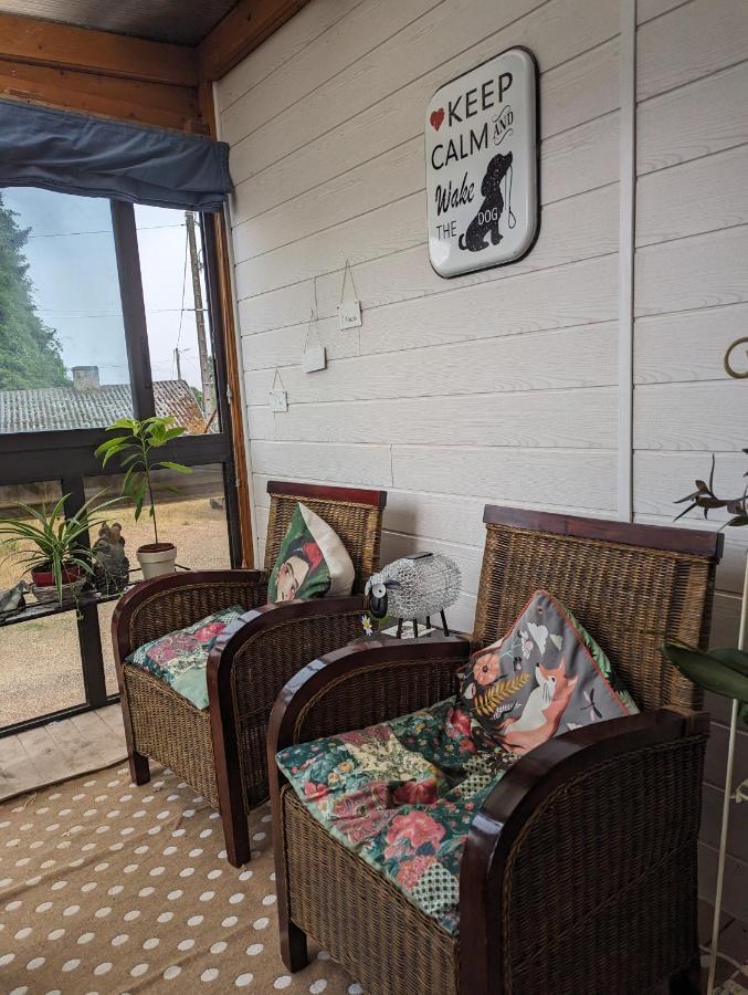 Chez Nick Et Martine Suite Privative Palinges Esterno foto