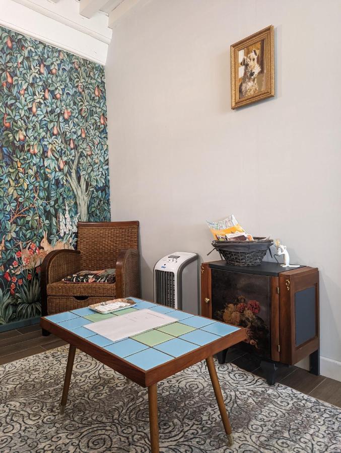 Chez Nick Et Martine Suite Privative Palinges Esterno foto